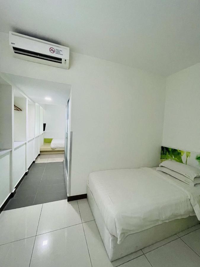 Green Apple Boutique Hotel Kota Kinabalu Exteriör bild