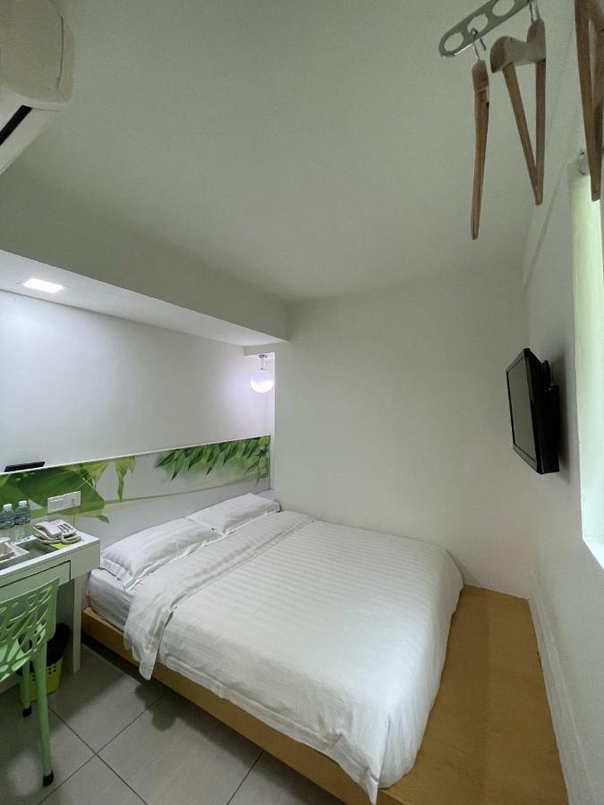 Green Apple Boutique Hotel Kota Kinabalu Exteriör bild