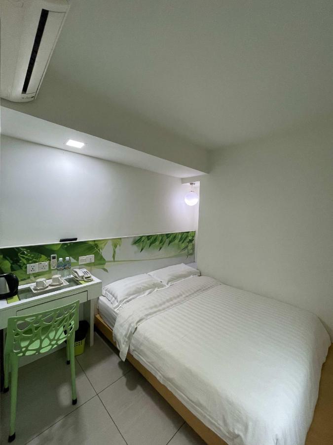 Green Apple Boutique Hotel Kota Kinabalu Exteriör bild