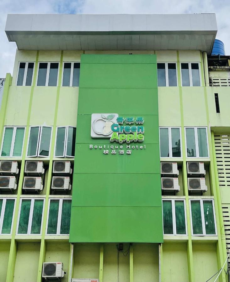 Green Apple Boutique Hotel Kota Kinabalu Exteriör bild