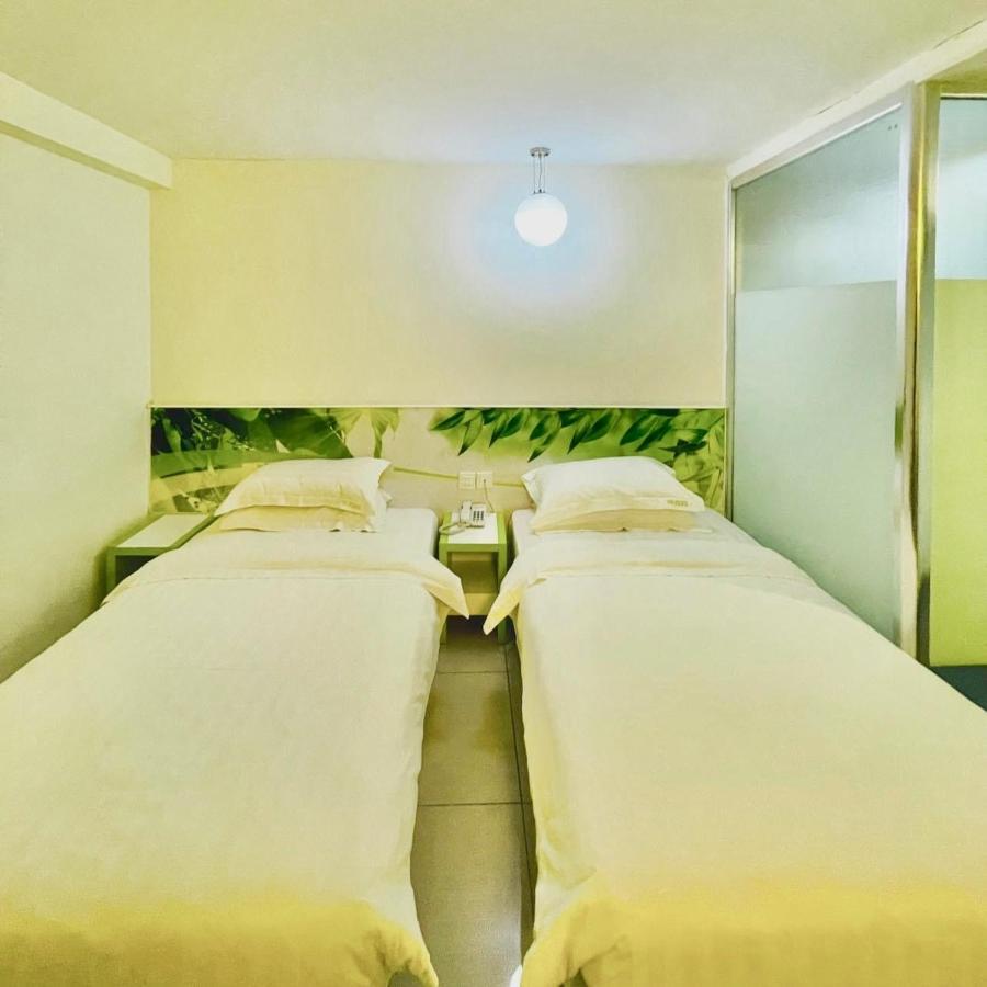 Green Apple Boutique Hotel Kota Kinabalu Exteriör bild